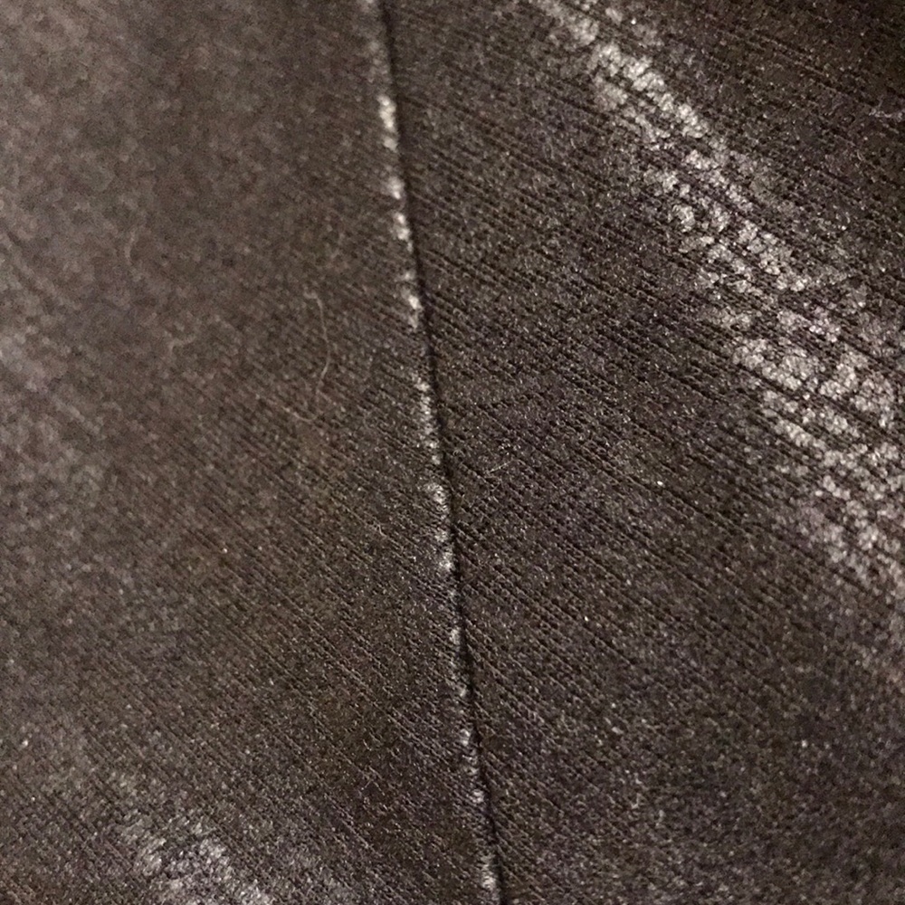 LBD - Picture 5 of 6